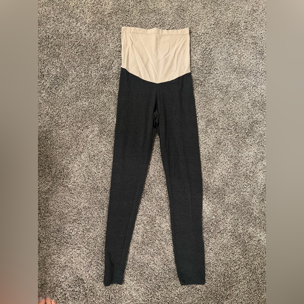 7 pair Maternity leggings!